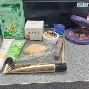 Makeup and Skincare Set 15 pieces price firm PP44